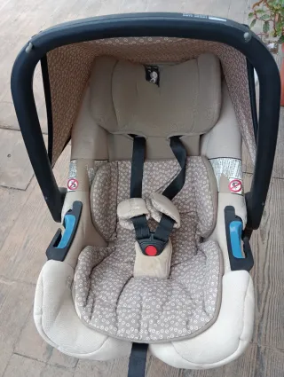 Cochecito Concord bebé beige