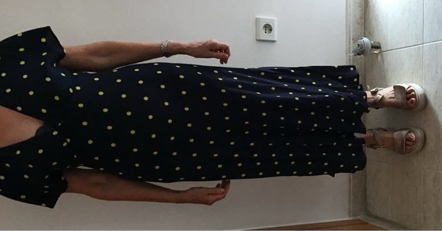 Vestido lunares negro y amarillo