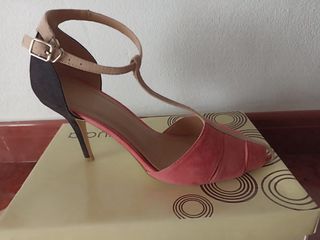 Zapatos tacón negros y rosas