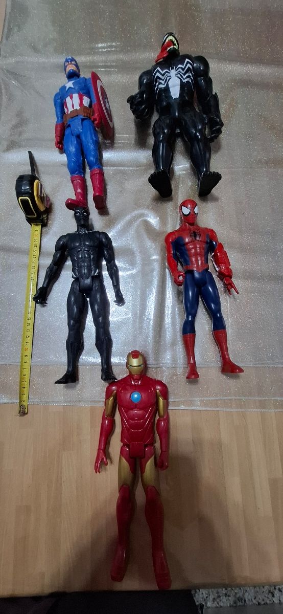 Action Figure Puazzi Marvel 1pz.