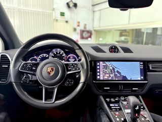 PORSCHE CAYENNE E-HYBRID PLATINIUM EDITION