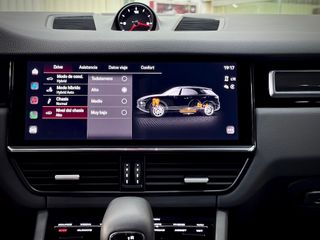 PORSCHE CAYENNE E-HYBRID PLATINIUM EDITION