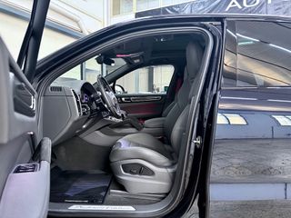 PORSCHE CAYENNE E-HYBRID PLATINIUM EDITION