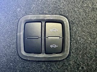 PORSCHE CAYENNE E-HYBRID PLATINIUM EDITION