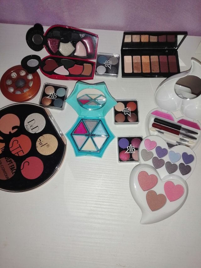 Lotto trucchi Deborah&RB multicolor, pupa e altre 