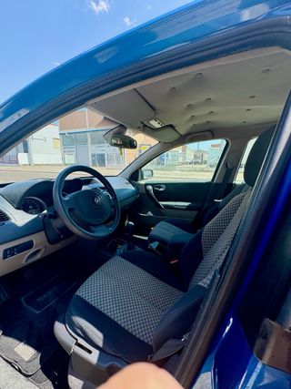 SE VENDE RENAULT MEGANE !!!