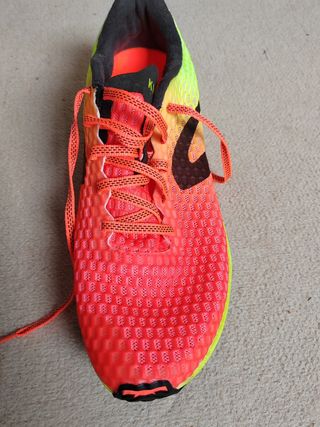 Kalenji Kiprun Ultra Light - rojas y amarillas
