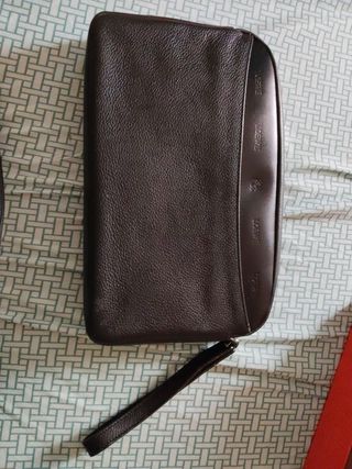 Bolso LOEWE piel negro