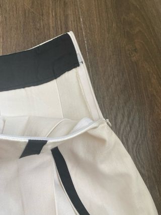 Mini Falda Zara TRF beige-negro, 40