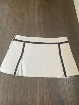 Mini Falda Zara TRF beige-negro, 40