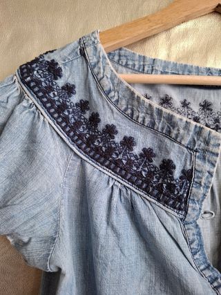 Vestido vaquero bordado