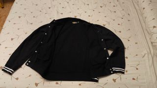 Chaqueta Carhartt negra talla L