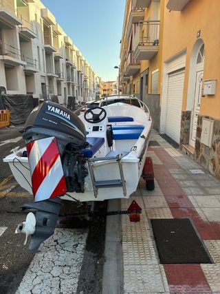 Barco LA CONCHA - Yamaha 25cv 4 tiempos
