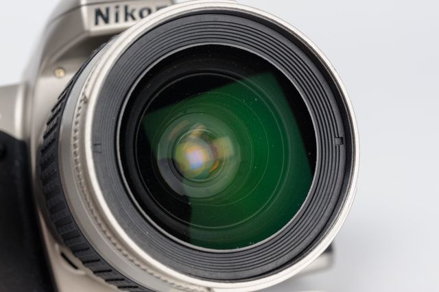 Nikon F65 Cámara + Objetivo 28-80mm