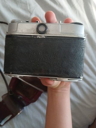 Kodak: Cámara antigua con funda