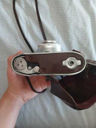 Kodak: Cámara antigua con funda