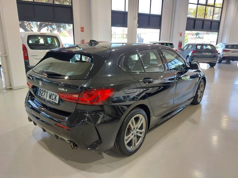 BMW Serie 1 118d (F40) 2023, foto 5