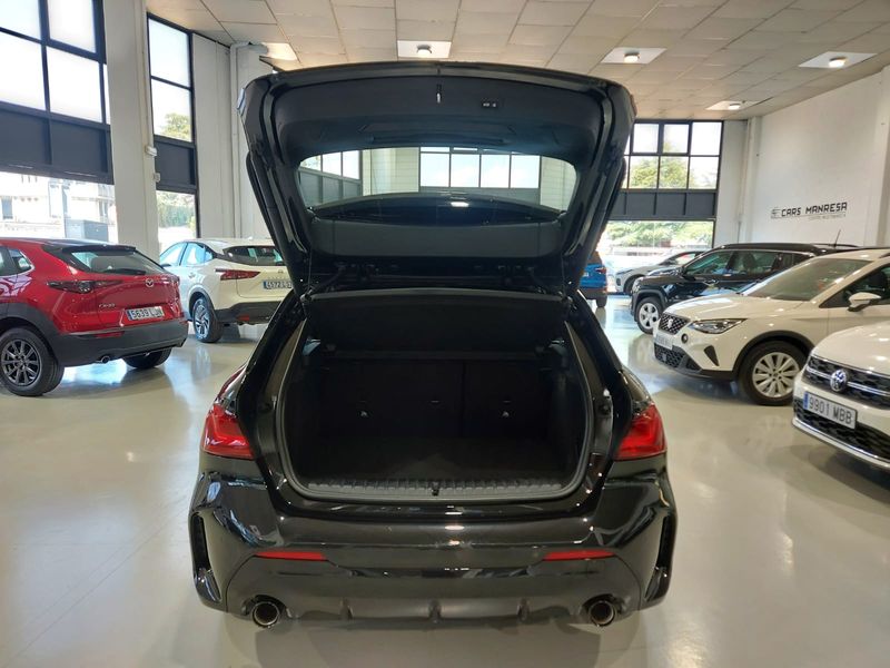 BMW Serie 1 118d (F40) 2023, foto 11