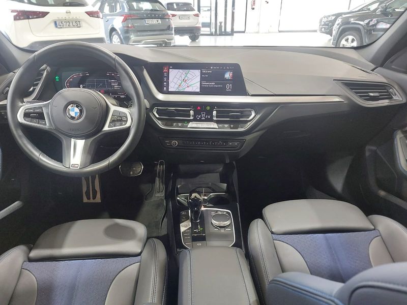 BMW Serie 1 118d (F40) 2023, foto 14