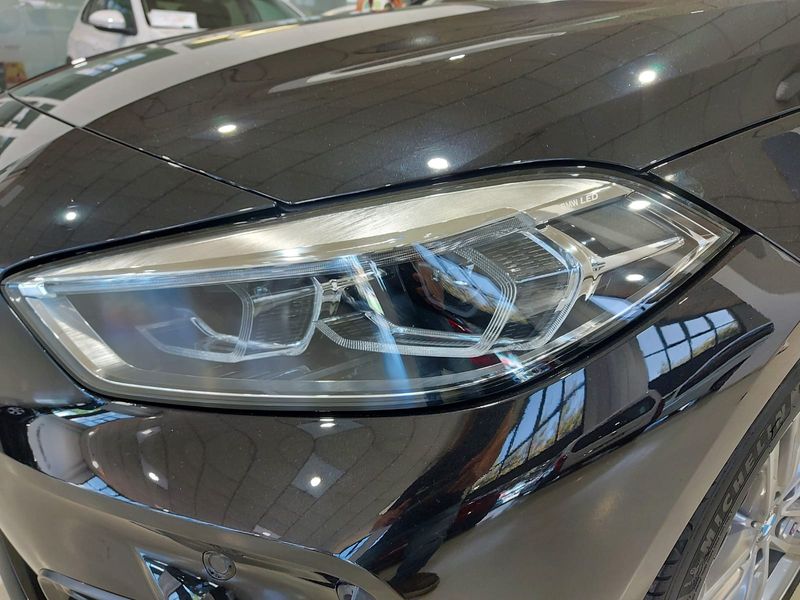 BMW Serie 1 118d (F40) 2023, foto 22