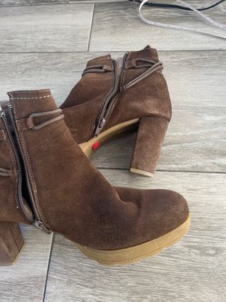 Botines Yokono Marrón