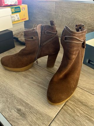 Botines Yokono Marrón