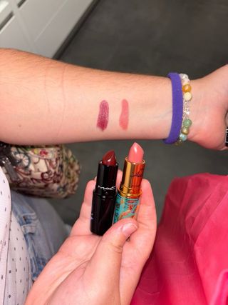 Pintalabios MAC Aladdin - Dorado y Verde Azulado