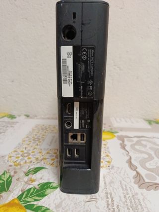 Xbox 360 E negra - piezas