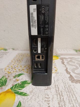 Xbox 360 E negra - piezas