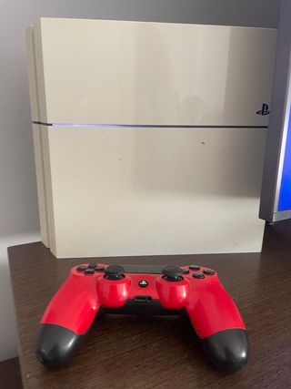 PS4 (PlayStation 4) 1TB - Blanca
Mando color rojo