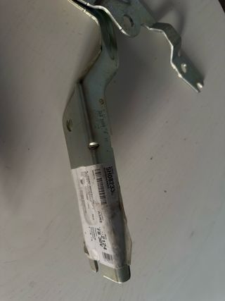Bisagras capot y soporte aleta vw Golf 8