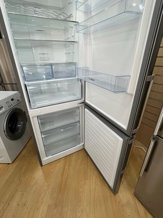 COMBI BOSCH 2X70MTS NOFROST INOX. ENVÍO A CASA 