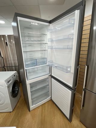 COMBI BOSCH 2X70MTS NOFROST INOX. ENVÍO A CASA 