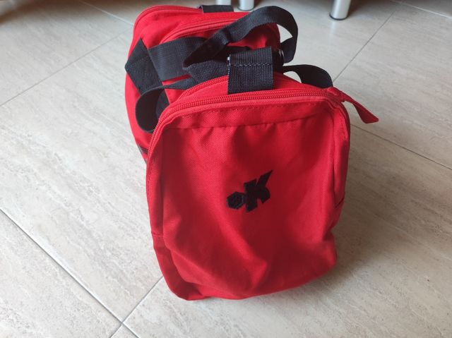 Kipsta 20L - Bolsa Deporte Roja