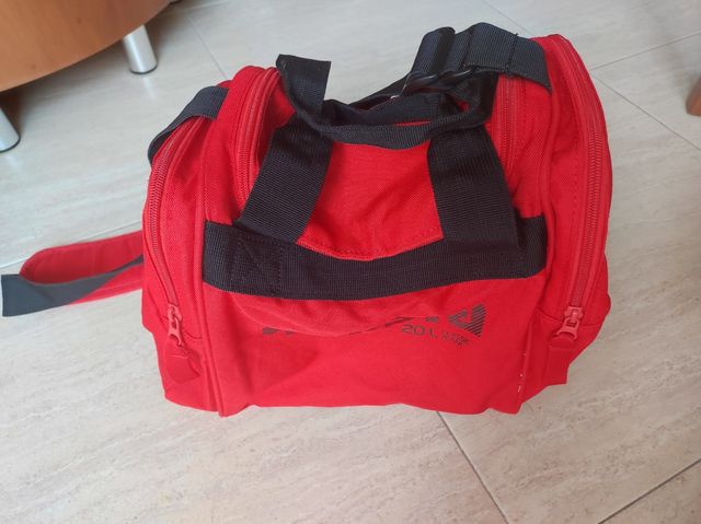 Kipsta 20L - Bolsa Deporte Roja