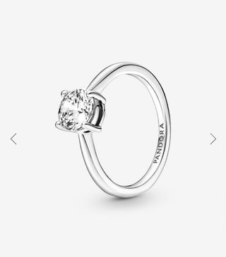 Anillo Pandora solitario plata