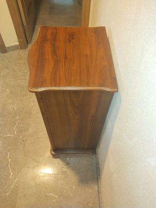 Mueble auxiliar madera nogal