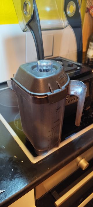 Licuadora Vitamix The Quiet One. Negociable
