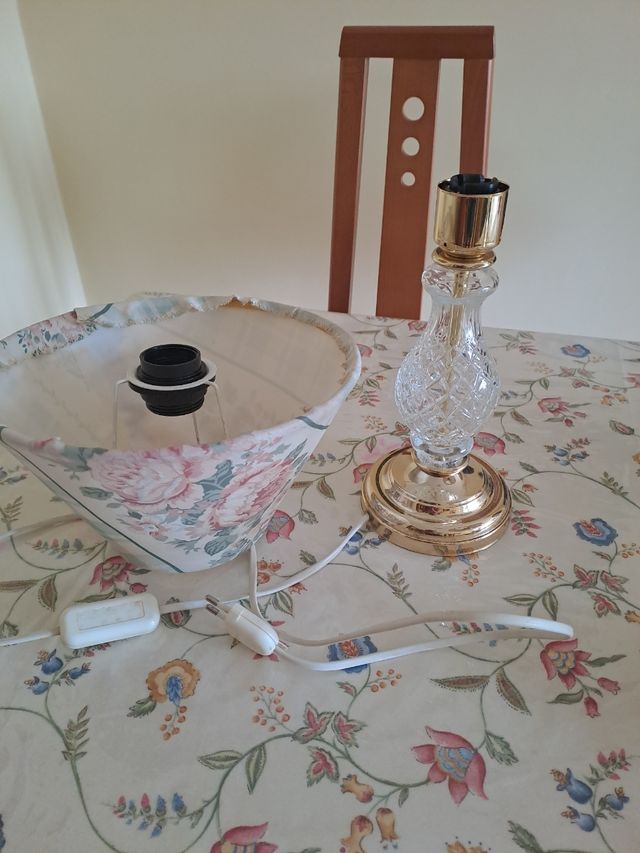 2 lámparas mesilla cristal dorado