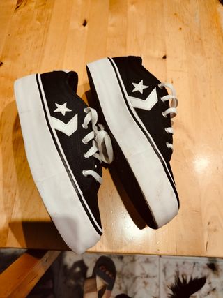 Converse negras plataforma