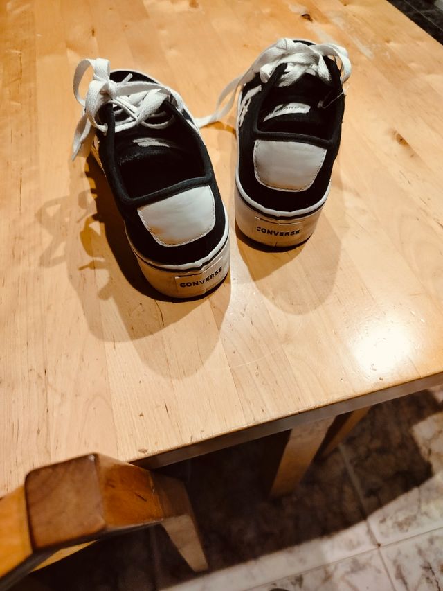 Converse negras plataforma
