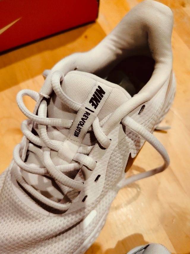 Zapatillas Nike Revolution 5 blancas