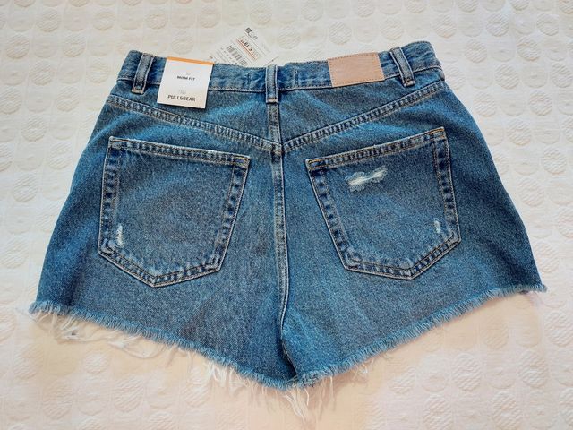 Shorts vaqueros Pull&Bear Mom Fit S