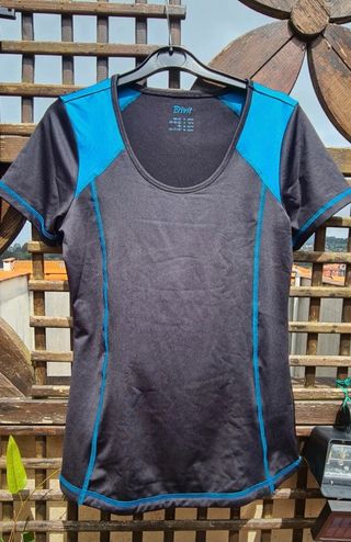 Conjunto ciclismo mujer: 2 maillot y 1 culotte 
