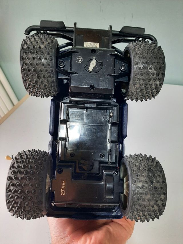 Macchina radiocomandata Carabinieri