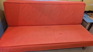 Sofá cama metálico madera