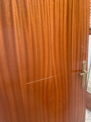 Puerta interior madera