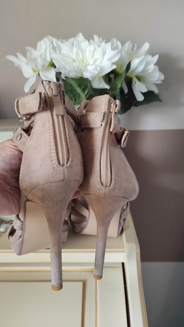 Sandalias tacón número 37