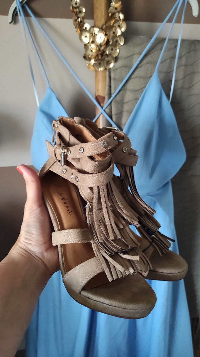 Sandalias tacón número 37