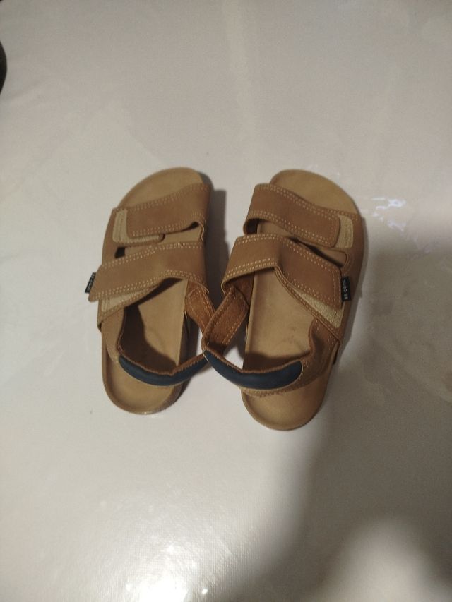 Sandalias niño marrón,n 30
